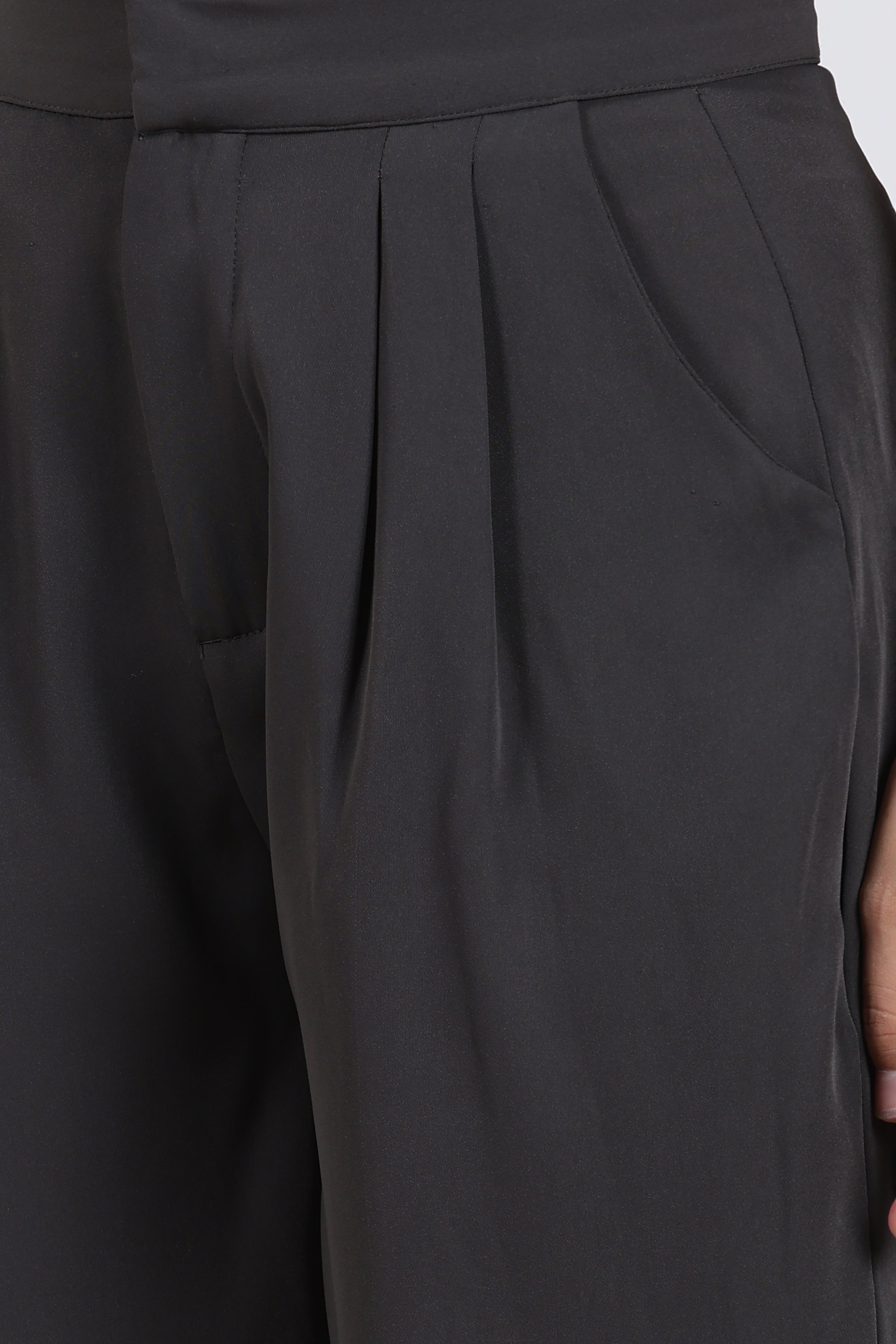 Black Regular Fit Pant