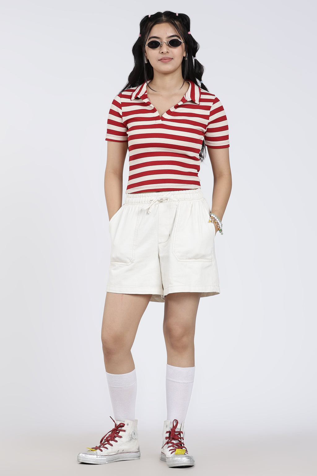 White 4 Pocketed Regular Fit Shorts