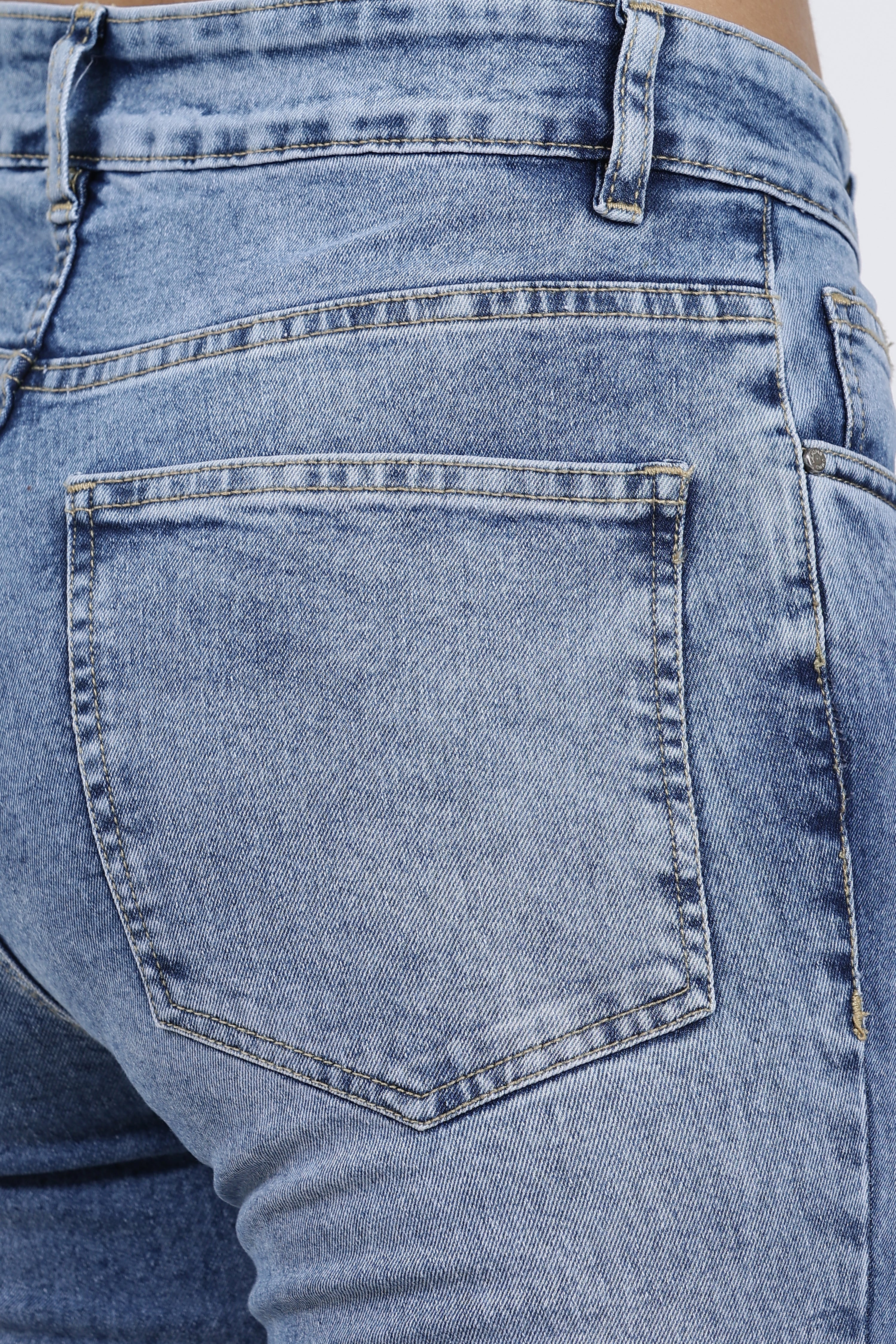 Light Blue 5 Pocketed Regular Fit Jeans