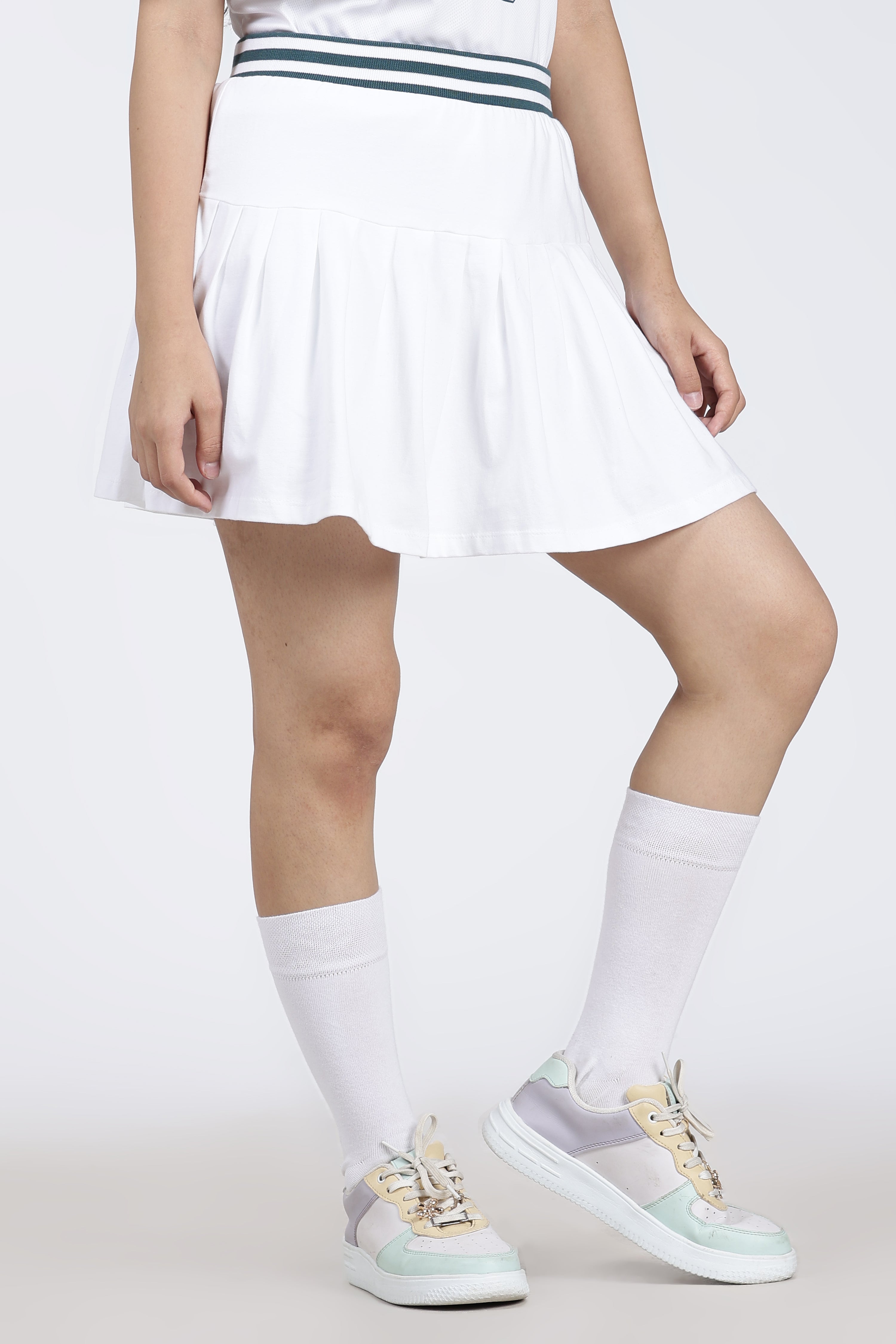 White Mid Rise Pleated Skirt