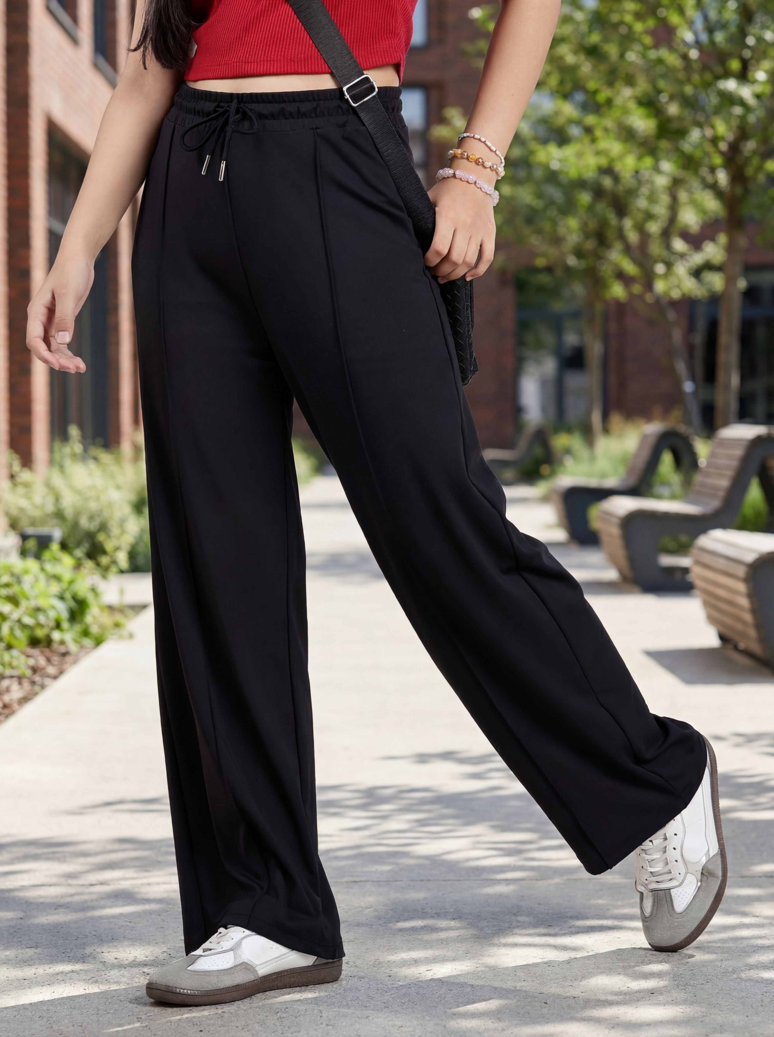 Black High Rise Relaxed Fit Pant