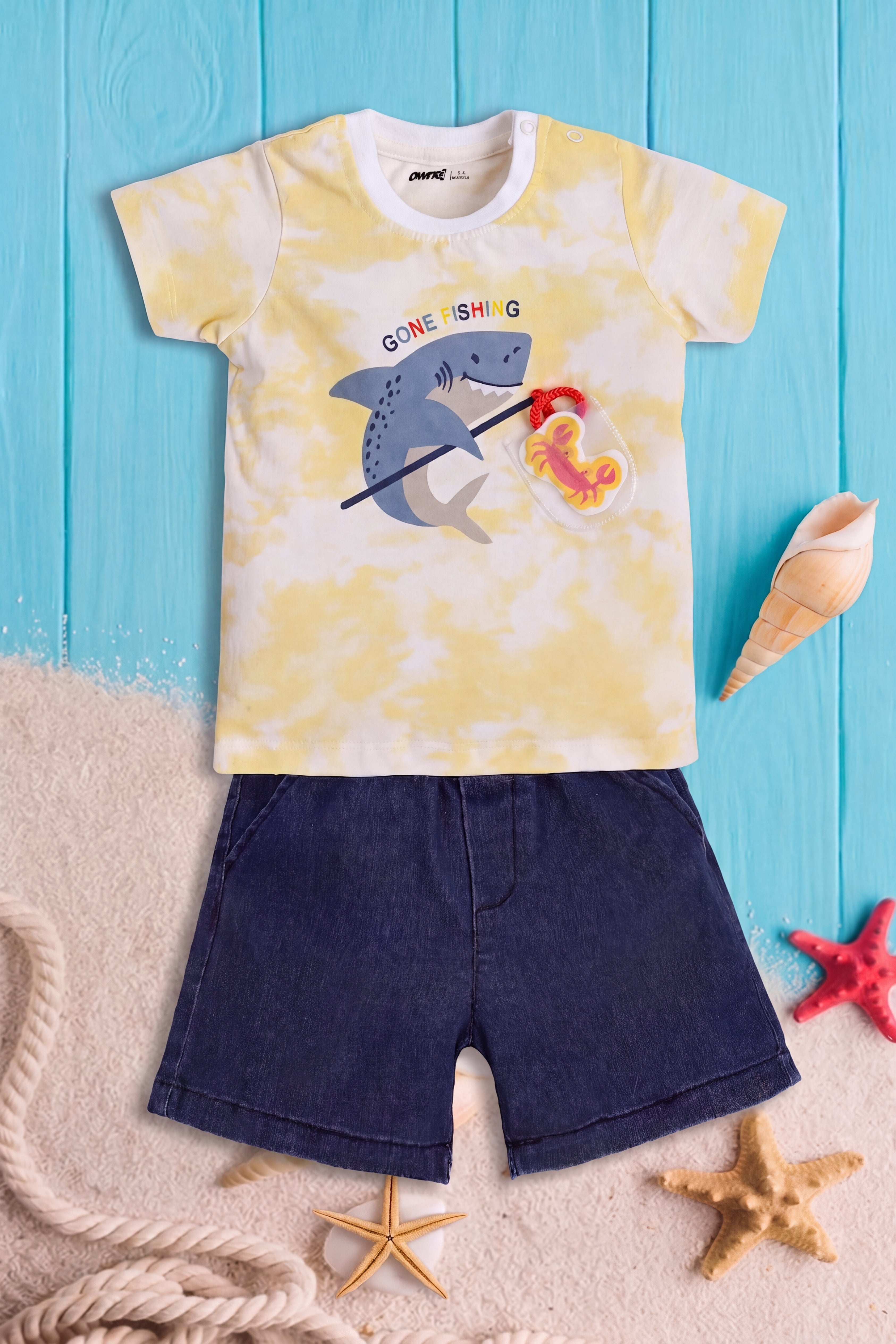 Yellow Fish Graphic Printed Regular Fit Co-ord Set