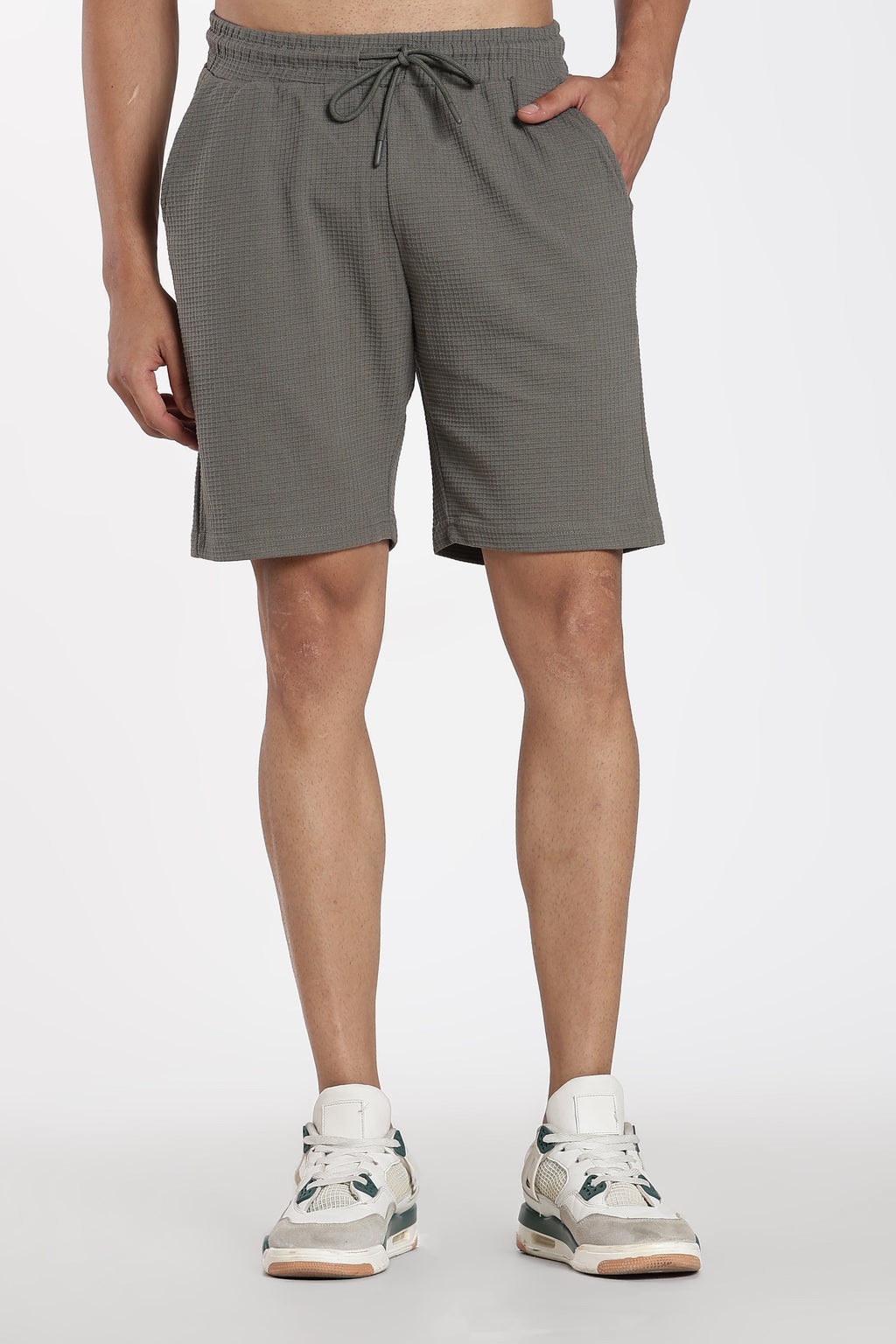Olive 3 Pocketed Regular Fit Shorts