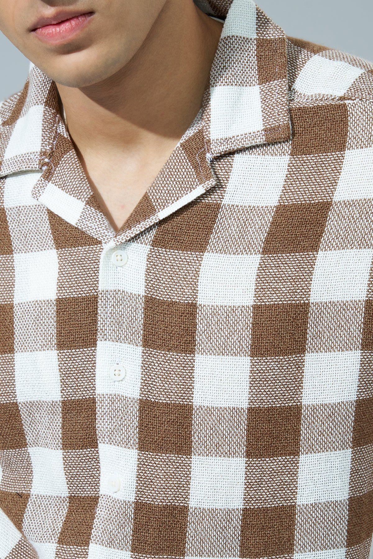 Off White Checked Regular Fit Casual Shirt