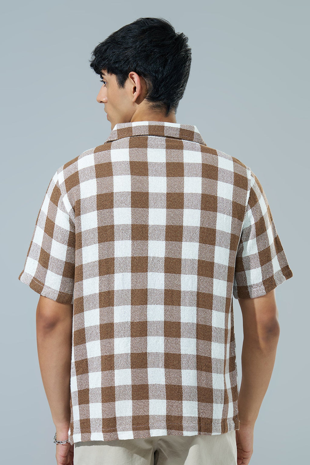 Off White Checked Regular Fit Casual Shirt